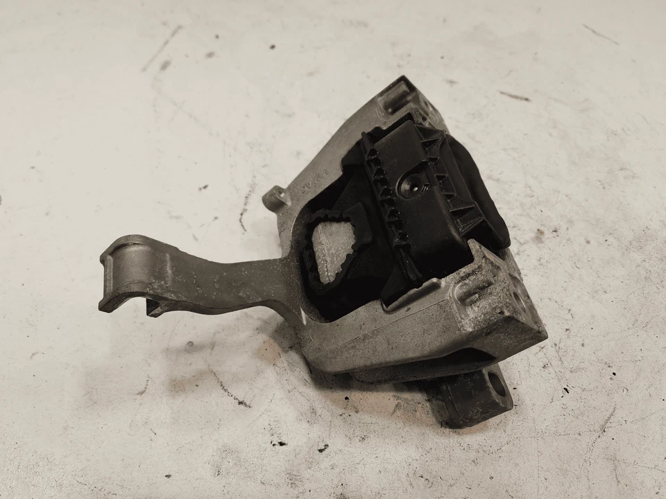 VOLKSWAGEN JETTA 2019-2021 1,4 L motor soporte de montaje lateral del pasajero OEM Foto 4 de 4