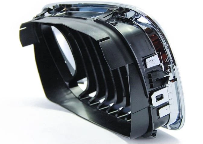 Genuíno BMW E46 Front Passenger Side Chrome Frame Grelha Renal NOVO 51138208686 - Imagem 3 de 4