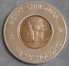 Encased 2001 New York State Quarter in Merry Christmas Happy Holidays 