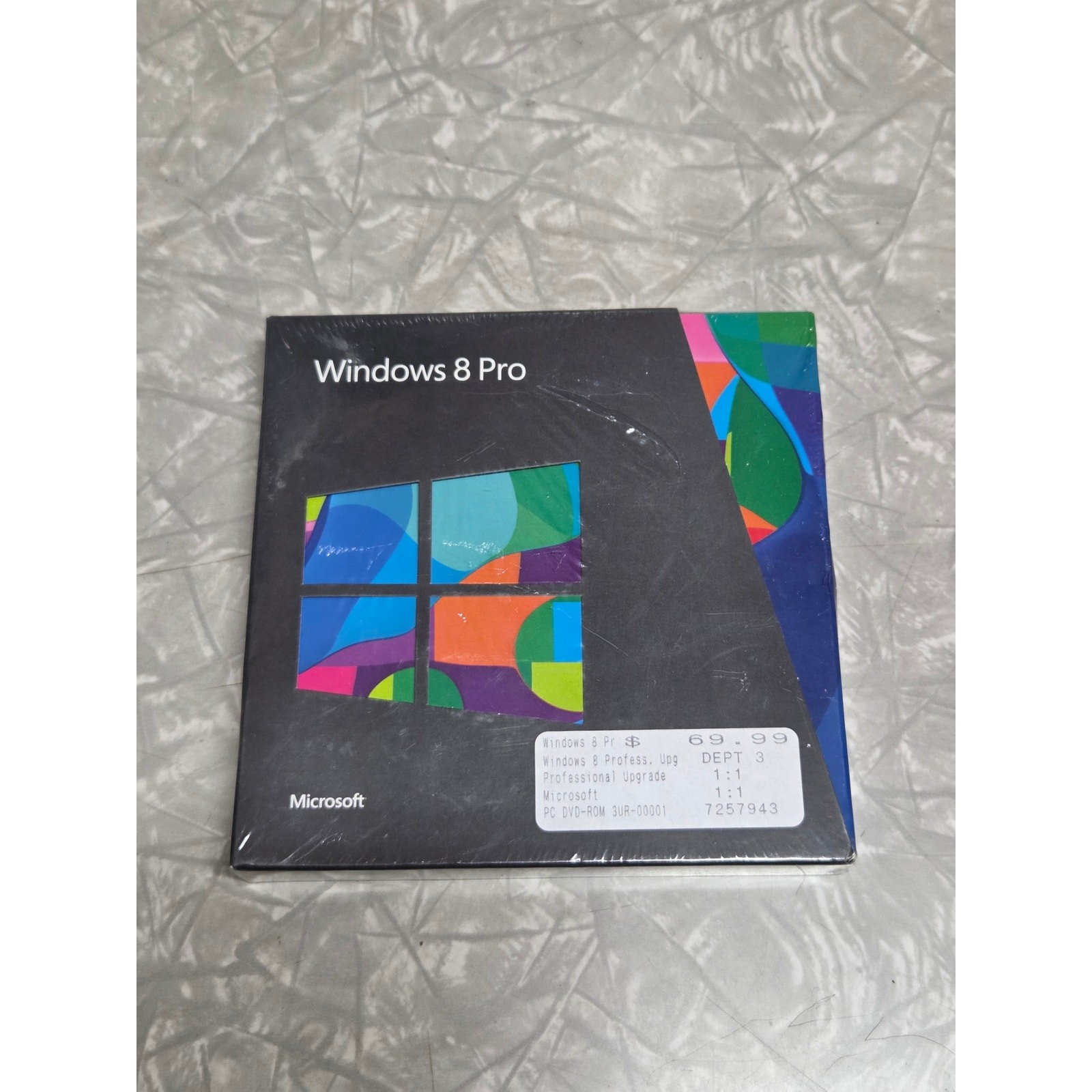 Microsoft Windows 8 Pro Professional Upgrade 3UR-00001 Factory Sealed Retail DVD