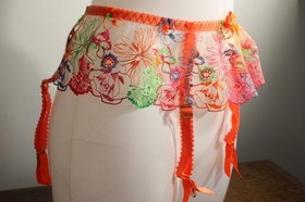 Agent Provocateur ~ ZURI ~ floral mesh suspender belt  BNWT AP6 UK 16