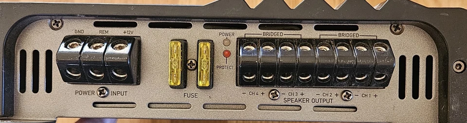 Amplificador Subwoofer Lightning Audio LA-4100 800W Max 4 Canales *Probado - LEER* Foto 4 de 4