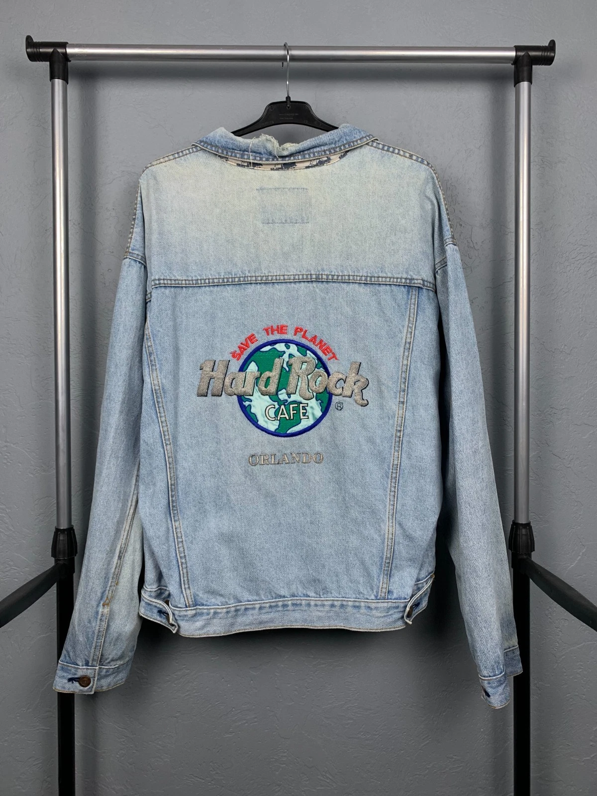 Hard Rock Cafe Orlando 90s Vintage Distressed Denim Jacket Size XL
