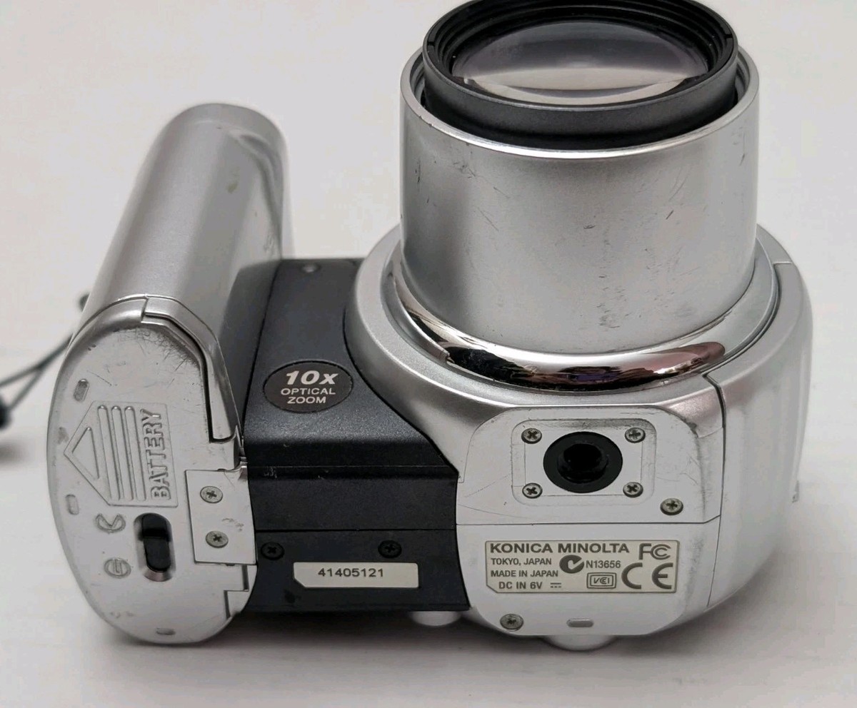 KONICA 8E 日本製 8mmカメラ 中古カメラ機材の通販専門店 Antiquary（アンティクアリィ）