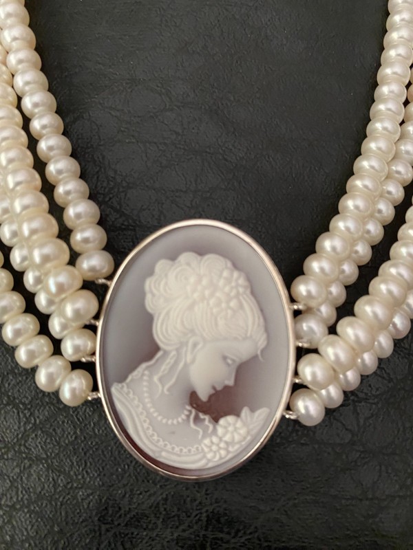 Vintage 925 Sterling silver natural pearl shell carved lady cameo necklace.