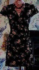 Vintage style black raspberry & peach floral wrap tea dress size 6 - 8 JCL