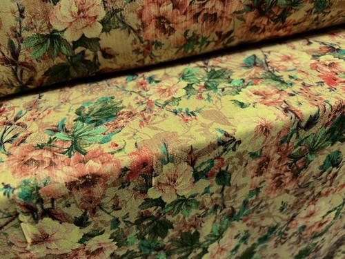 Georgette Woven Dress Fabric, Per Metre - Floral Print - Chartreuse & Pink - 第 1/3 張圖片