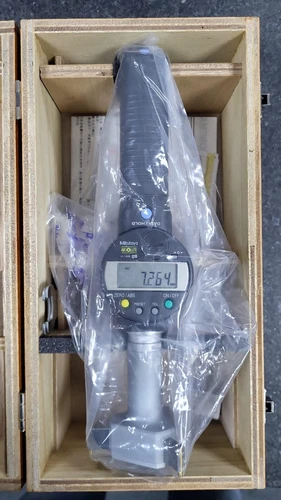 MITUTOYO DIGITAL HOLEMATIC  BORE MIC 568