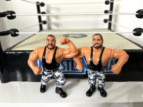 WWE Bushwhackers Wrestling Figures Luke of the Bus...