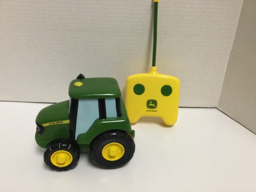 TOMY John Deere Remote Control Johnny 