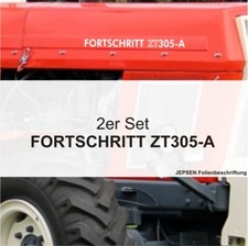 2 Folien Aufkleber Schlepper Fortschritt ZT 305A in weiß hochglanz