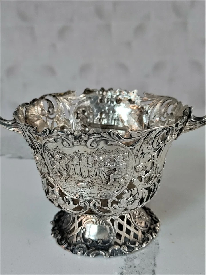 HERMOSA CESTA DE PLATOS DE DULCES ANTIGUA ALEMANA DE PLATA MACIZA Foto 3 de 4