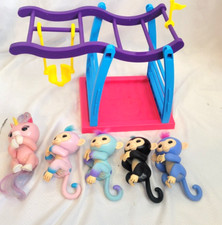 Fingerlings: Interactive Baby Monkey Lot Of 5 And- Jungle Gym Playset WowWee