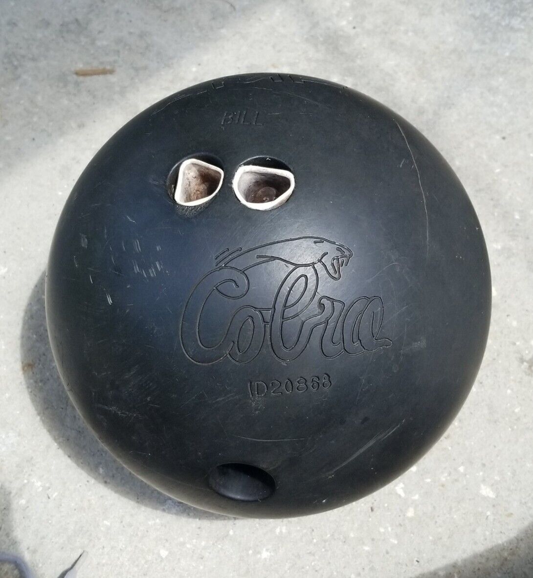 Vintage 16 lb 2.4 oz AMF Cobra Urethane Black Bowling Ball LH | eBay Vintage 16 lb 2.4 oz AMF Cobra Urethane Black Bowling Ball LH | eBay