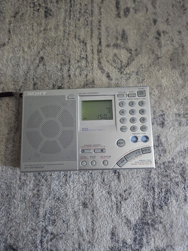 Sony ICF-SW7600GR Portable FM/SW/MW/LW PLL Synthesized World Radio Receiver-Mint