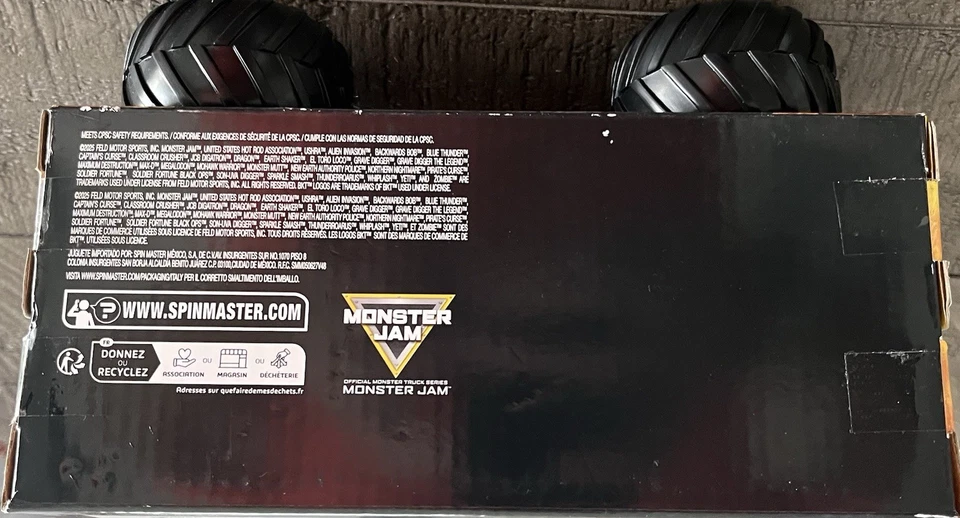 Monster Jam 1952 Ford Grave Digger OG 1982 Design 1:24 Series 26 Spin Master - Image 4 of 4