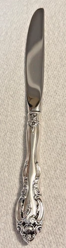 VINTAGE GORHAM STERLING SILVER HANDLED DINNER KNIFE 'LA SCALA' (1964) PATTERN