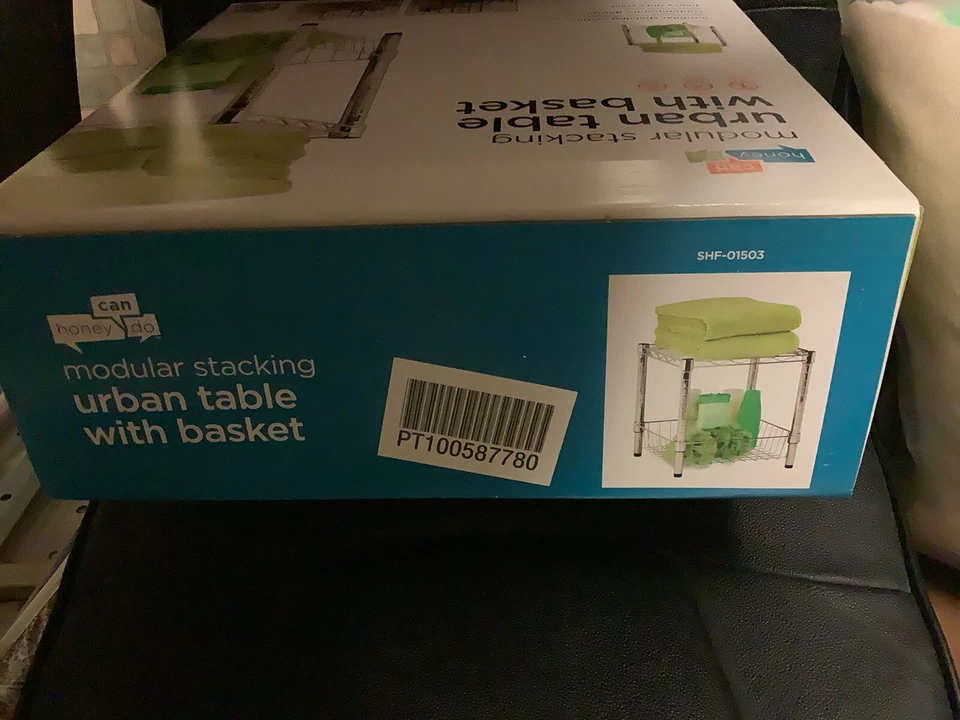 Estantería de almacenamiento de acero de 1 estante Honey Can Do con cesta, cromada Foto 3 de 4