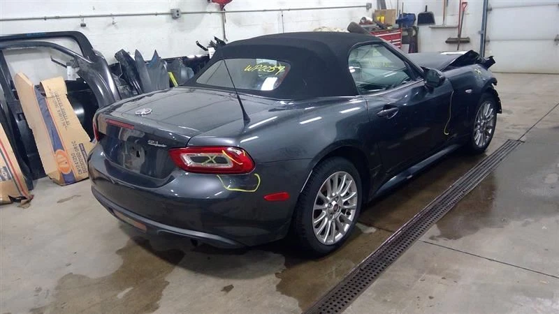 Passenger Right Rear Suspension Assembly Fits 17 Fiat 124 Spider 2647861 - Image 4 of 4
