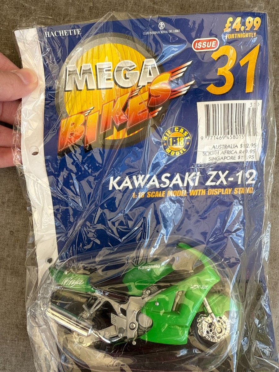 Mega Bikes Die-Cast 1:18 Model - Kawasaki ZX-12 issue 31 with