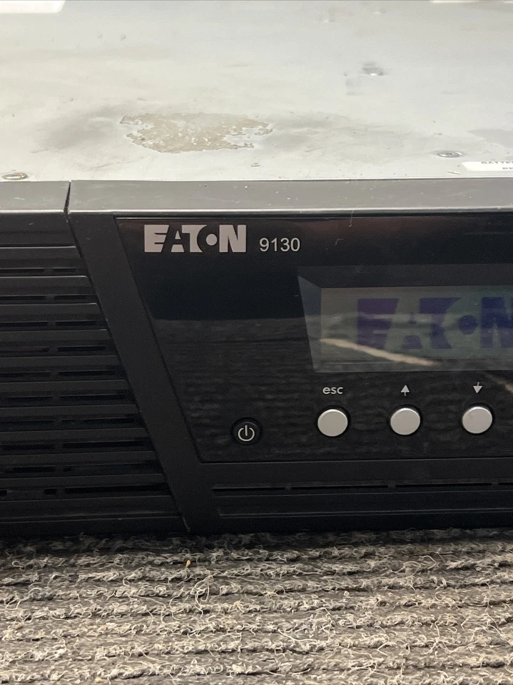 *For parts* Eaton UPS 9130 Model PW9130 700 120V (No Batteries), 103007787-6591 - Image 3 of 4