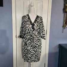 L.A. Intimates Medium Chic Zebra Print Thigh Robe with Lace Trim Lace Kimono 