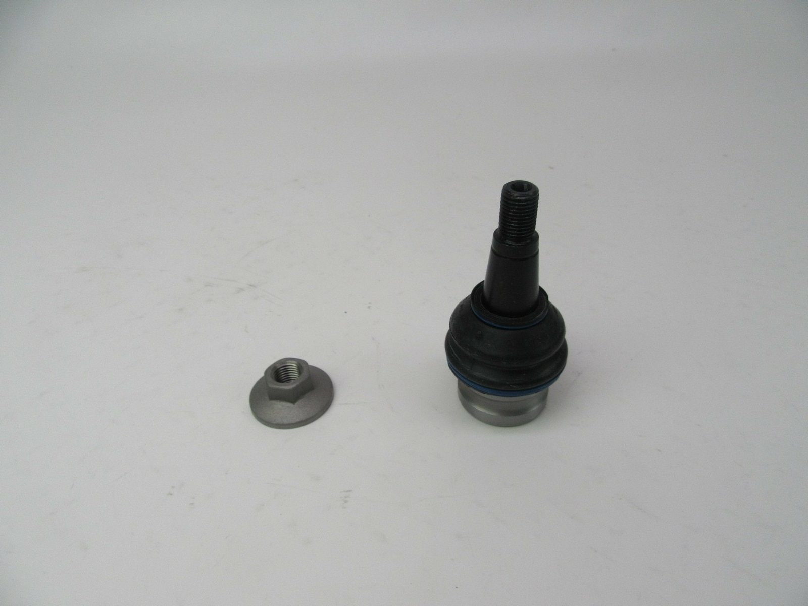 Bentley Bentayga left lower control arms TopEuro 484