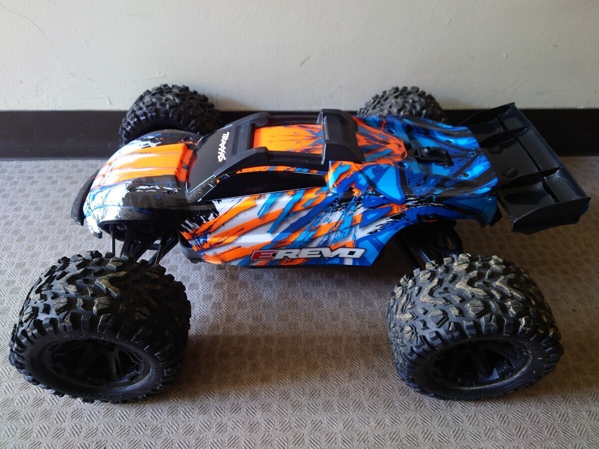 Traxxas Erevo 2.0 1/8 Traxxas 1/8 E-REVO 2.0 VXL OrangeX RTR Brushless Monster