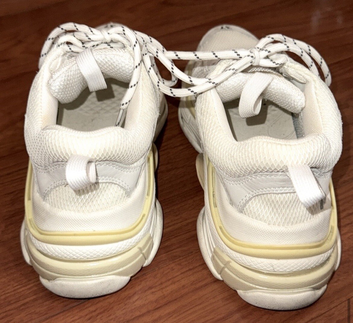 Balenciaga Triple S Sneaker in white double foam and mesh 37