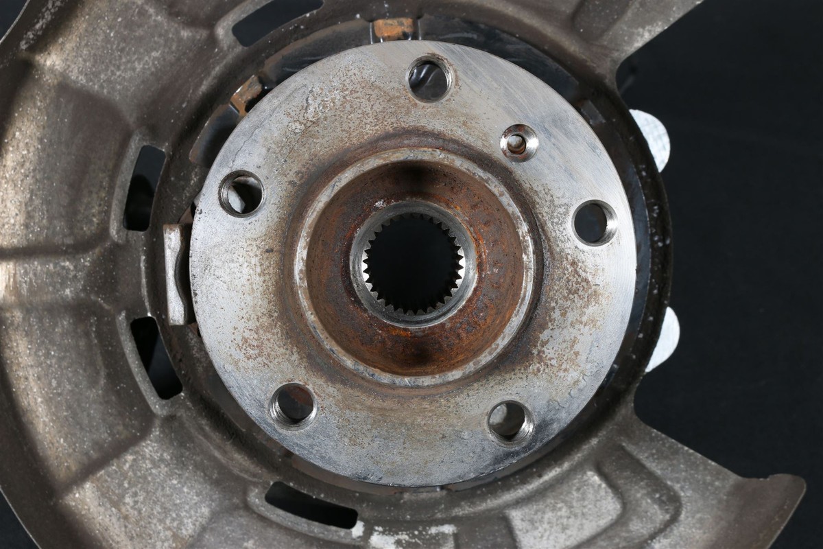 6770981 Wheel Carrier With Hub 6795961 Steering Knuckle Hl BMW X5  