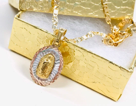 Collana Valentino Riempita Oro 14K Virgen de Guadalupe Taglio Diamanti Diamanti 18" 20x13 mm.