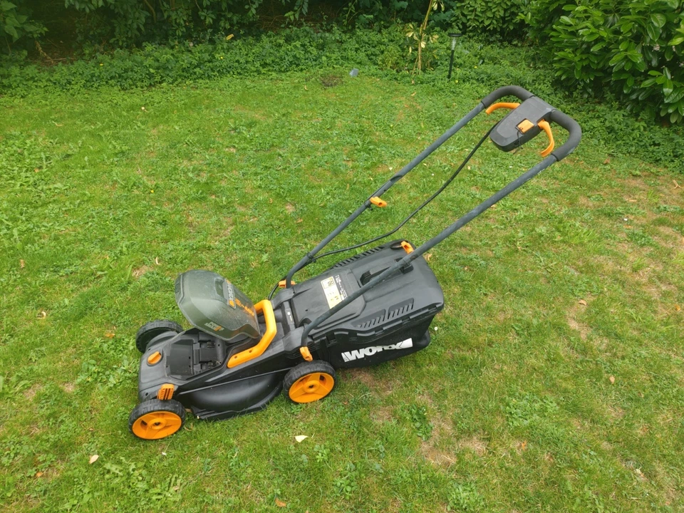 WORKX elektrischer Rasenmäher