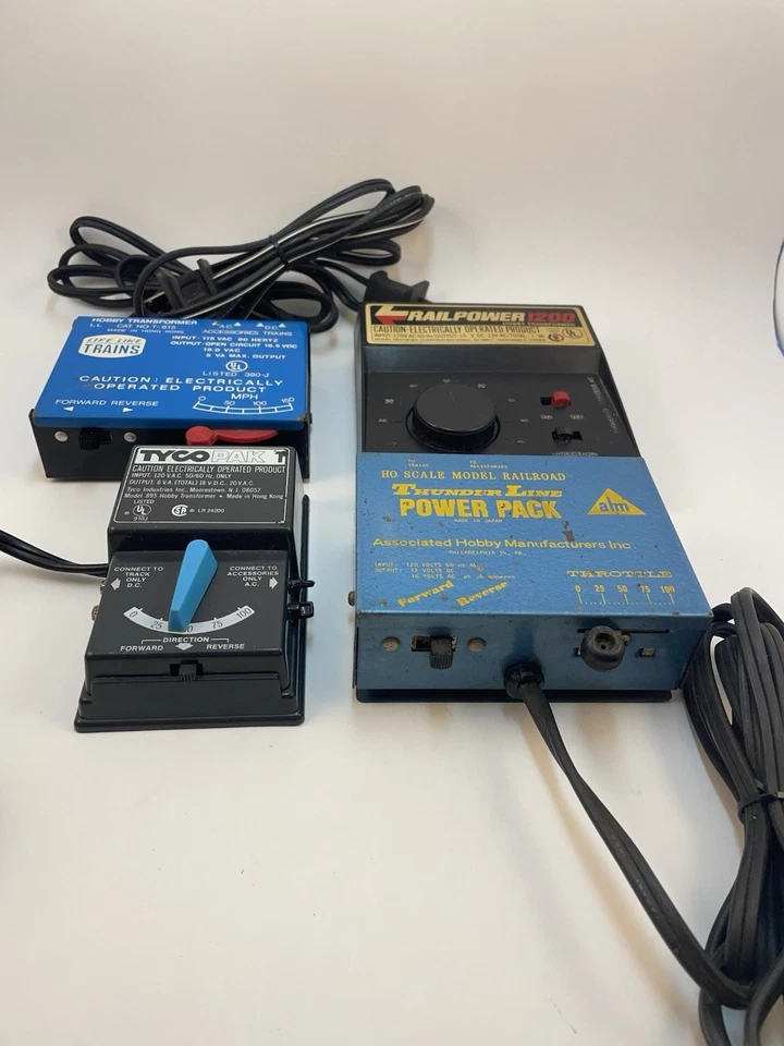 Lote De Colección De 4 Paquete De Energía Eléctrica Tren Transformador Modelo Trenes No Probado Foto 2 de 4