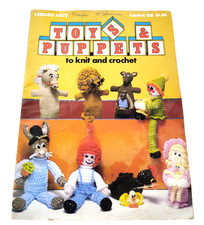 TOYS  PUPPETS TO KNIT AND CROCHET LEISURE ARTS LEAFLET 136 DOLLS KANGAROO HORSE