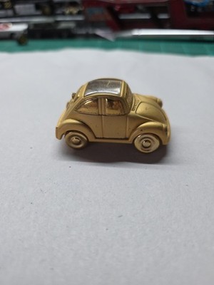 Elgin Goldtone Volkswagen Car Beetle Quartz Clock