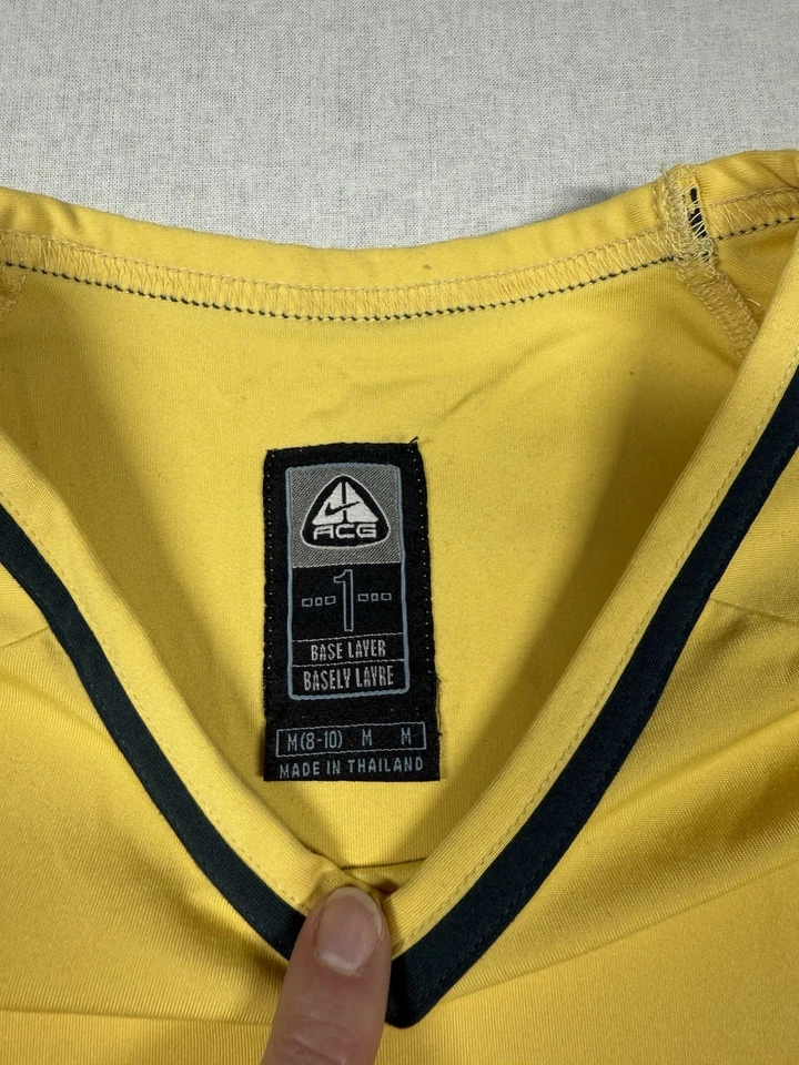 Nike ACG Base Layer Dri-fit Youth Size Medium (8-10) Yellow Long Sleeve - Image 2 of 4