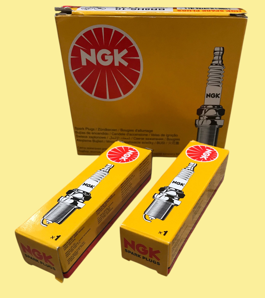 SET OF 2 NGK Standard Spark Plugs 1134 BR8HS-10 for YAMAHA, MERCURY #7494 AMZTD