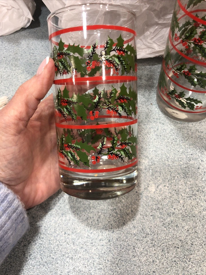 Libbey Vintage Christmas Holly & Berries Glass Tumblers Set Of 3 - Image 4 of 4