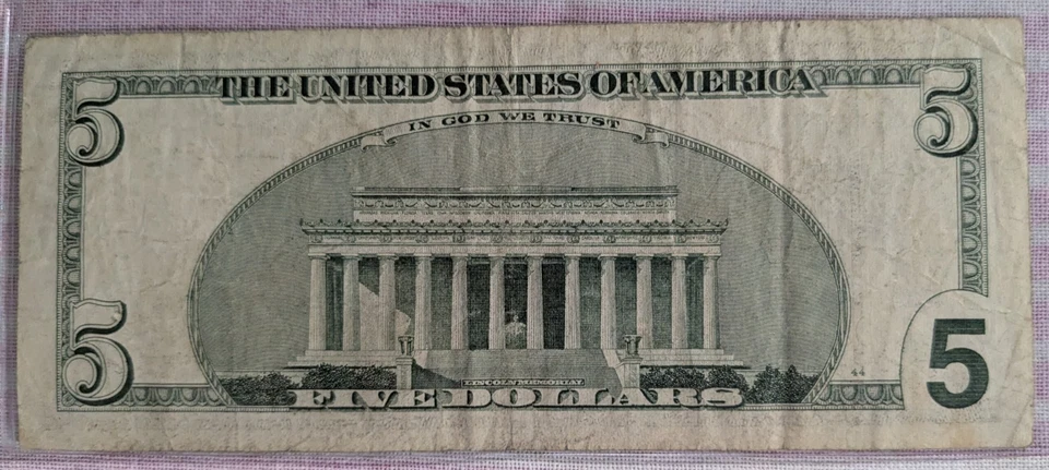 1999 $5Dollar star note, SN BB03429995* circulated - Image 2 of 2