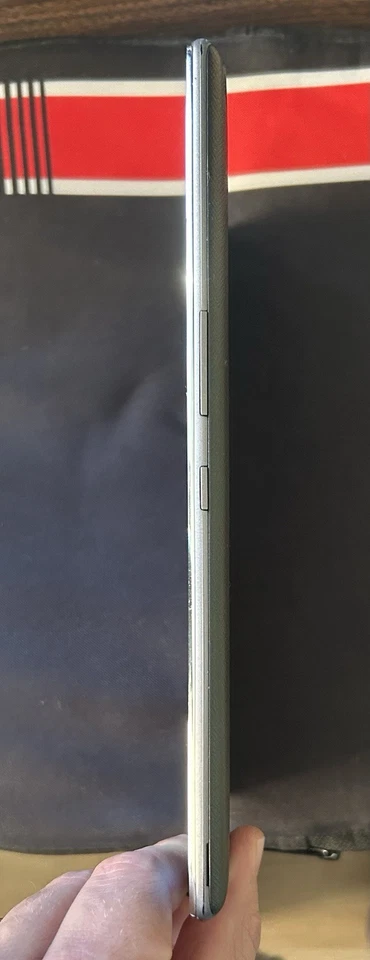 Tablet ASUS ZenPad Z380M P00A 16 GB Wi-Fi 8" Gris Oscuro Foto 3 de 4