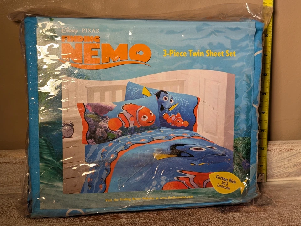 DE COLECCIÓN DISNEY FIND NEMO CON JUEGO DE SÁBANAS DOBLES NEMO NUEVO EN PAQUETE Foto 2 de 3