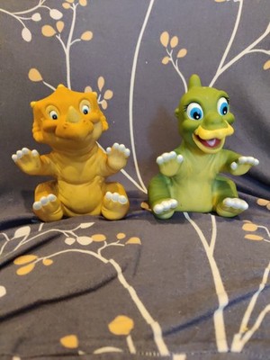1988 Pizza Hut ''The Land Before Time'' Hand Puppets lot of 2
