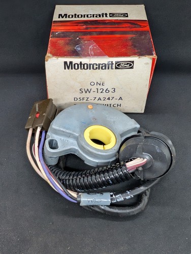 NOS 1975 1976 1977 1978 FORD MUSTANG II C4 AUTOMATIC TRANS NEUTRAL SAFETY SWITCH - Picture 2 of 22