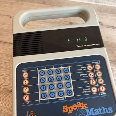 Vintage Texas Instruments Speak And Maths 1985 GETESTET & FUNKTIONSFÄHIG SEHR GUTER ZUSTAND