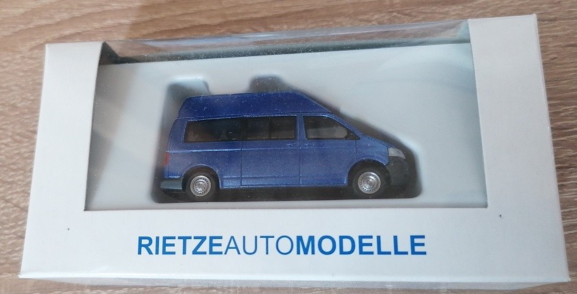 Rietze 21512 - 1/87 Volkswagen T5 Bus HD Long Metallic - New