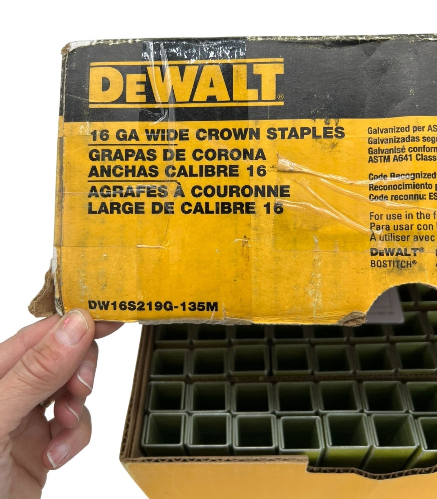 NIB DeWalt Gauge Galvanized Wide Crown Construction Staple DW16S219G-135M