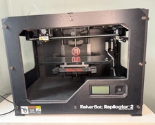 MakerBot Replicator 2 - 3D Printer - Tested - with extra/spare parts