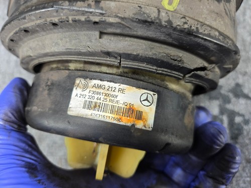 ✔ SUSPENSIÓN NEUMÁTICA TRASERA MUELLE LADO DERECHO MERCEDES W218 W212 E63 CLS63 AMG OEM - Imagen 4 de 4