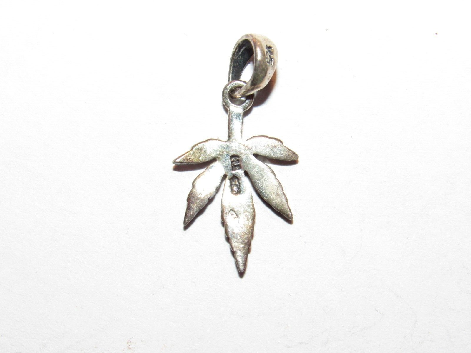 01J13 Pretty Medallion Pendant Solid Silver 925 J… - image 2