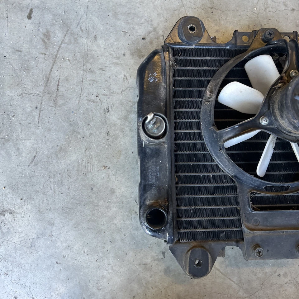 Conjunto de radiador con ventilador Kawasaki Ninja 250R 1988-2007 Foto 2 de 4